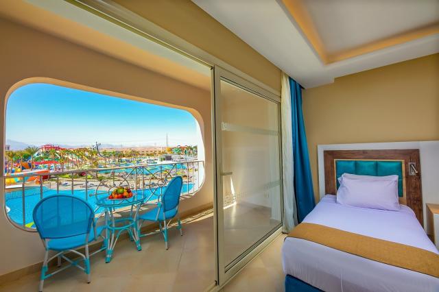  Titanic Resort & Aqua Park