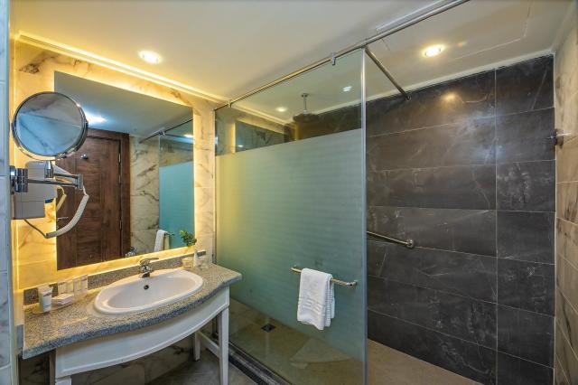  Titanic Resort & Aqua Park