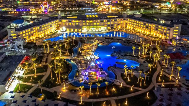  Titanic Resort & Aqua Park