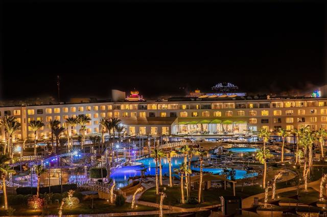  Titanic Resort & Aqua Park