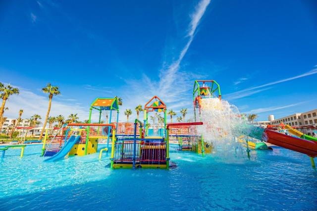  Titanic Resort & Aqua Park