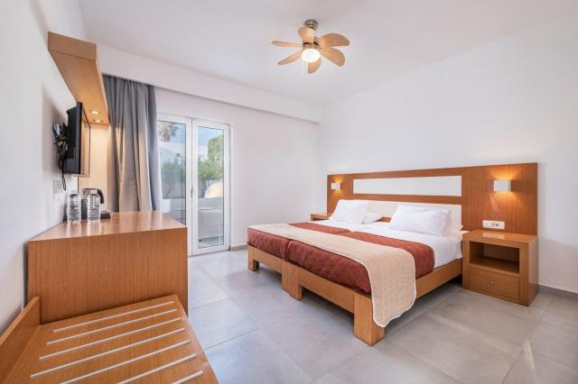 Hotel Summer Village