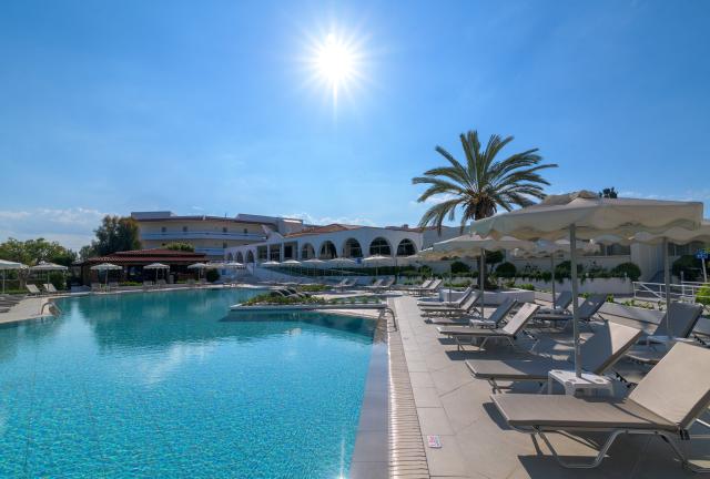 Hotel Niriides Beach