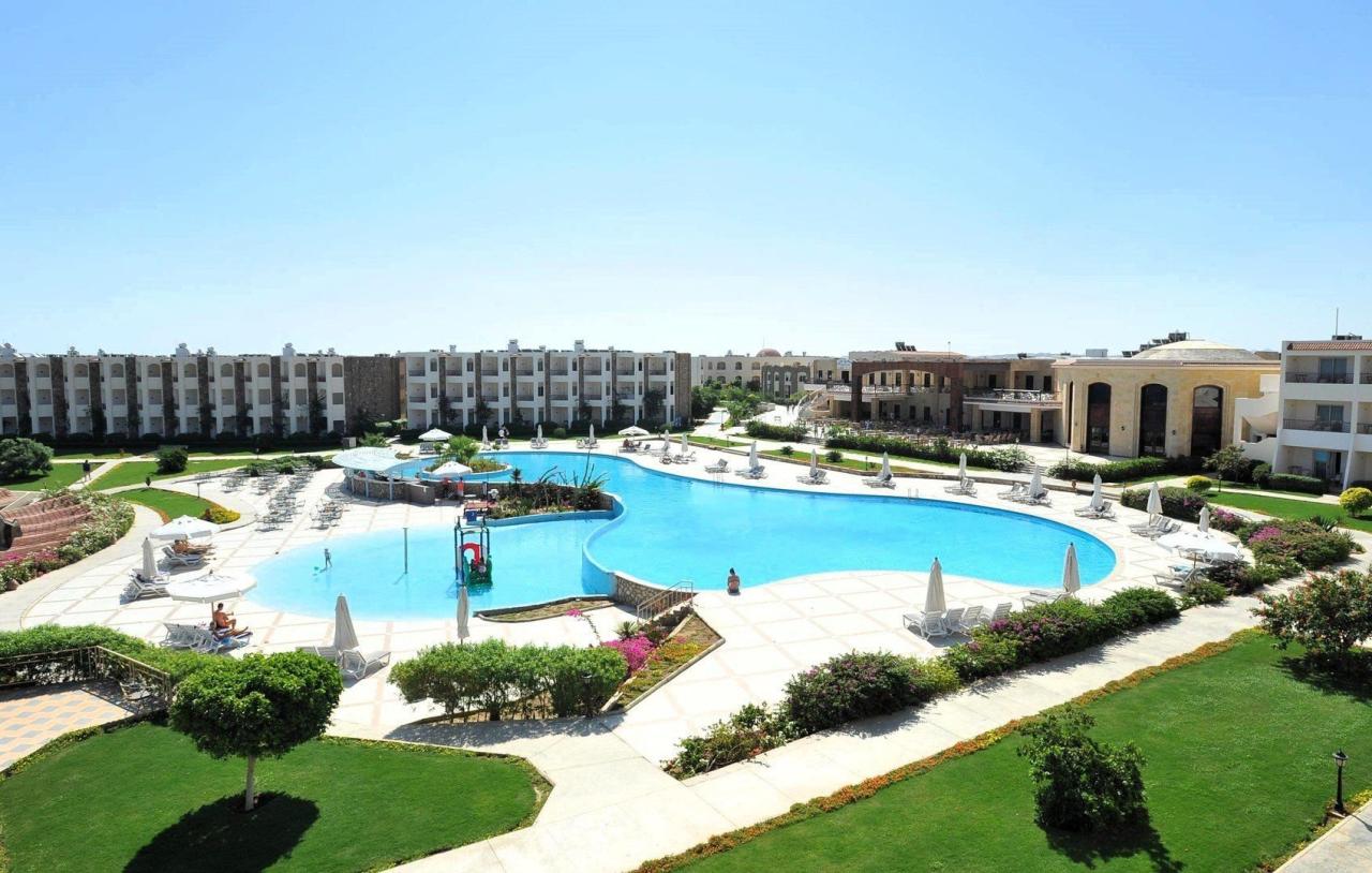 Royal Brayka Beach Resort