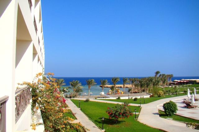 Royal Brayka Beach Resort
