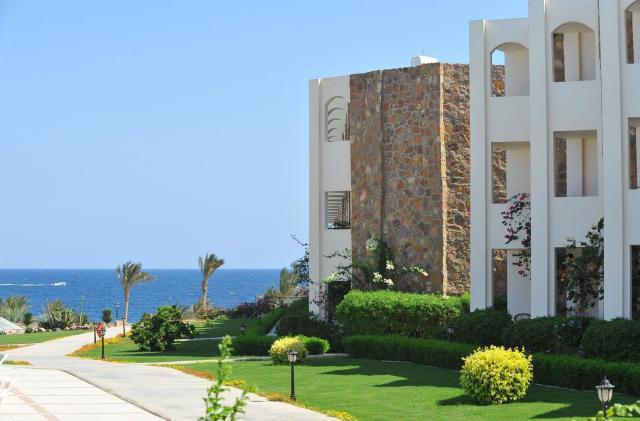 Royal Brayka Beach Resort