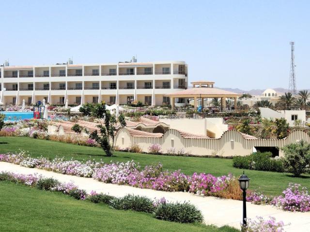 Royal Brayka Beach Resort