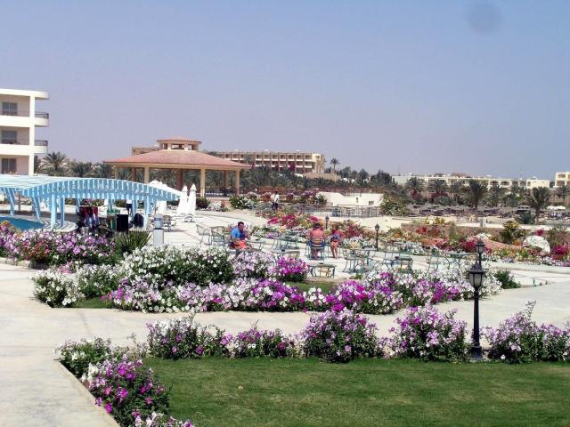 Royal Brayka Beach Resort