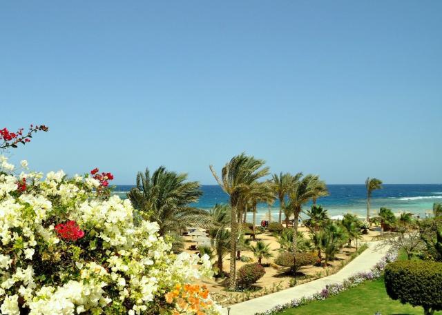 Royal Brayka Beach Resort