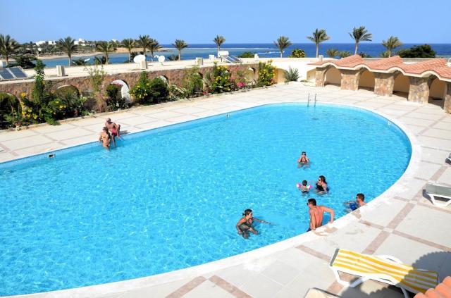Royal Brayka Beach Resort