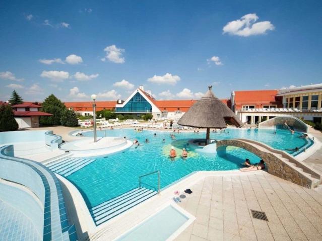 Hotel Kehida Termal