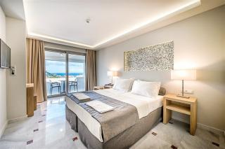 Azure Resort & Spa