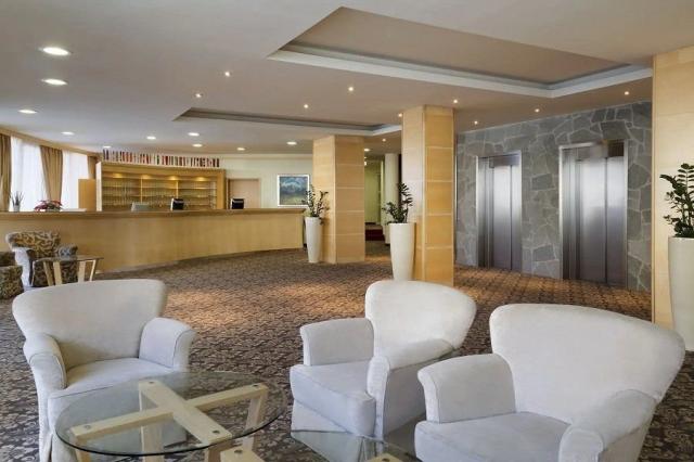 Ramada Hotel & Suites