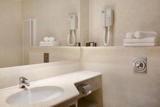 Ramada Hotel & Suites