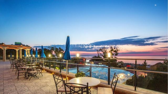 Astera Hotel & Spa