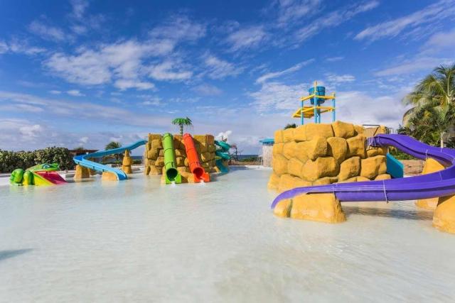 Grand Palladium Lady Hamilton Resort & Spa