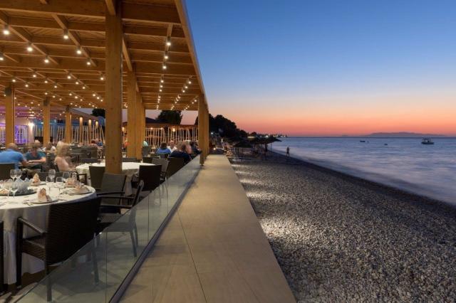 Hotel Avra Beach