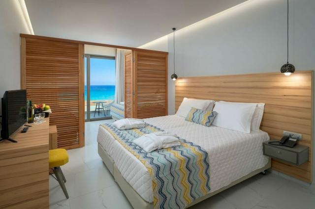 Superior family sea view