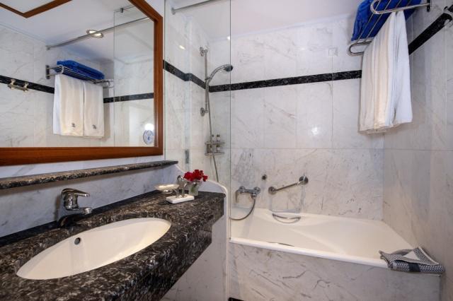 Hotel Hydramis Palace Beach Resort