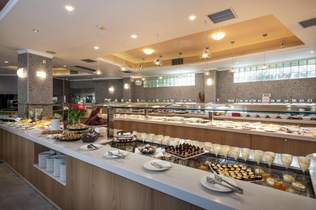 Hotel Hydramis Palace Beach Resort
