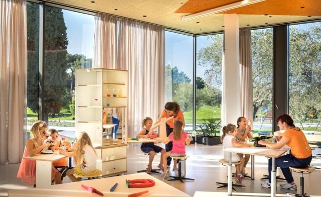 Family hotel Amarin