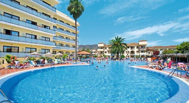 Hotel Puente Real