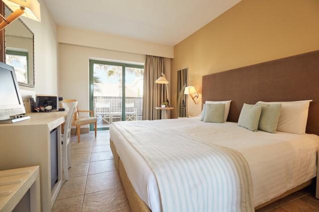 Hotel Giannoulis Grand Bay Beach Resort
