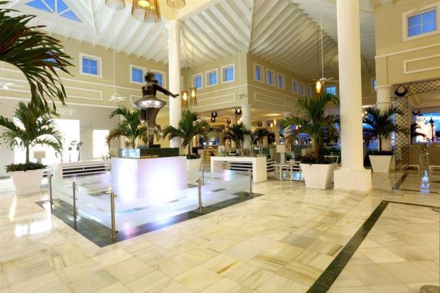 Luxury Bahia Principe Fantasia