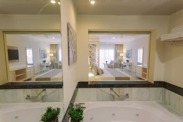 Luxury Bahia Principe Fantasia