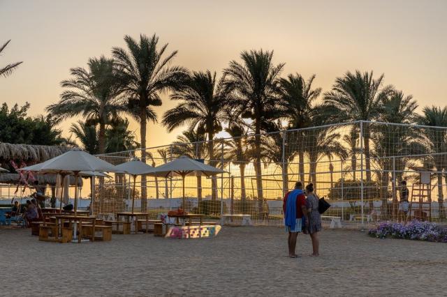 Desert Rose Resort