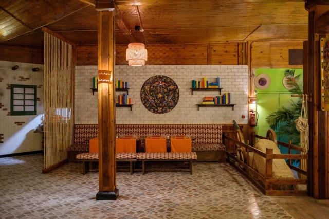 Desert Rose Resort