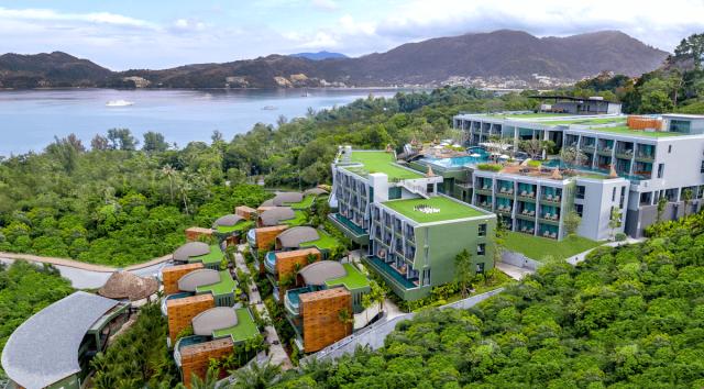 Crest Resort & Pool Villas Phuket