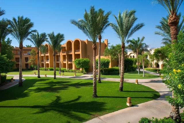 Stella Di Mare Beach Resort & Spa