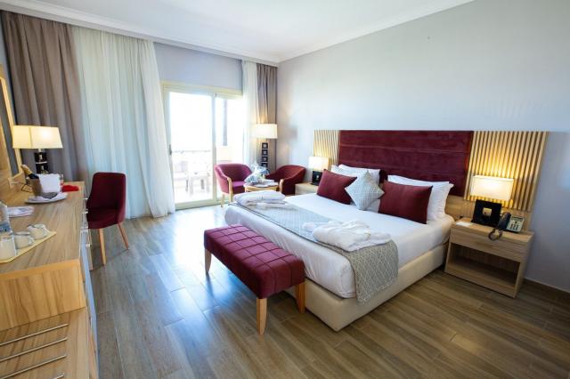 Stella Di Mare Beach Resort & Spa