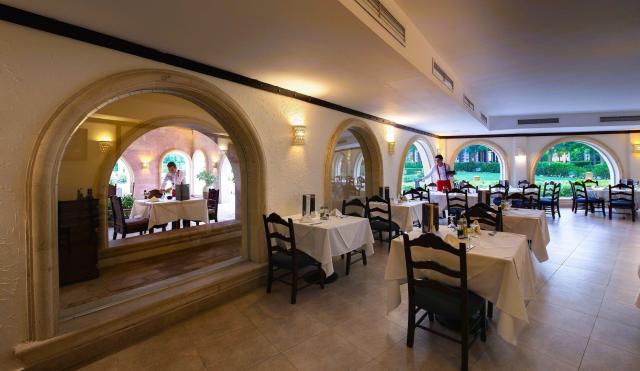 Stella Di Mare Beach Resort & Spa