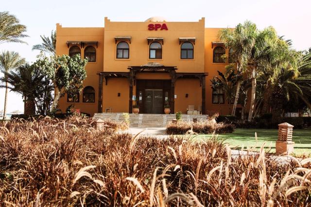 Stella Di Mare Beach Resort & Spa