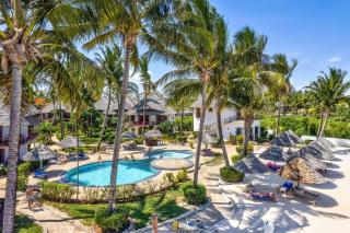 Hotel Waridi Beach Resort and SPA