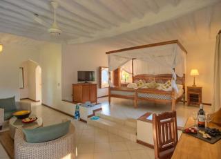 Hotel Bluebay Beach Resort