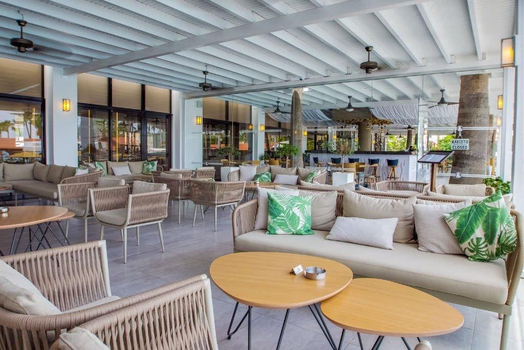 Hotel Cavo Maris Beach