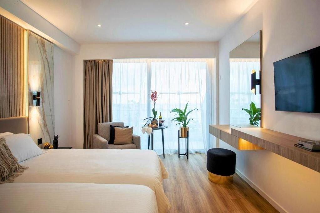 Hotel Cavo Maris Beach