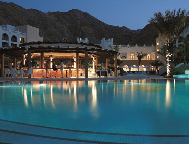 Shangri La´s Bar Al Jissah Resort- Al Waha