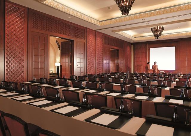 Shangri La´s Bar Al Jissah Resort- Al Waha