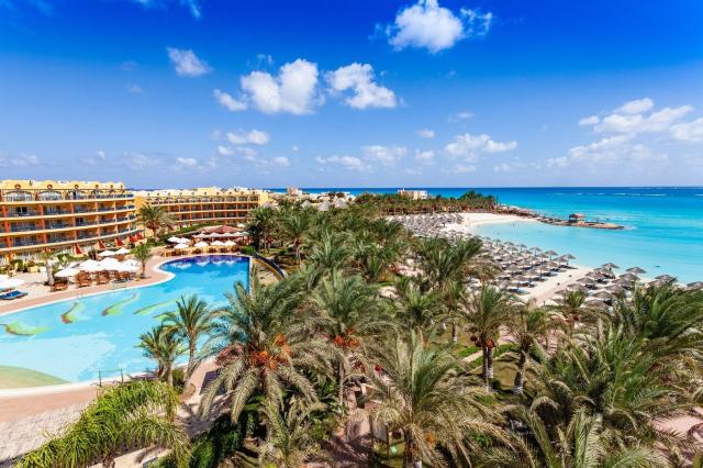 Carols Beau Rivage