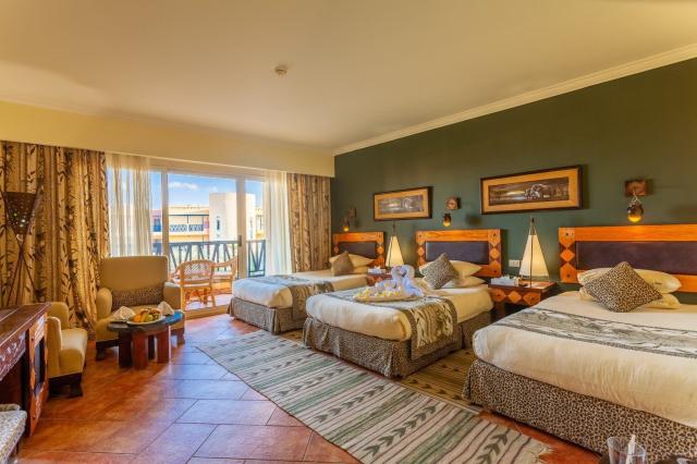 Carols Beau Rivage