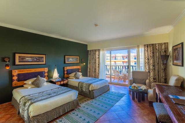 Carols Beau Rivage