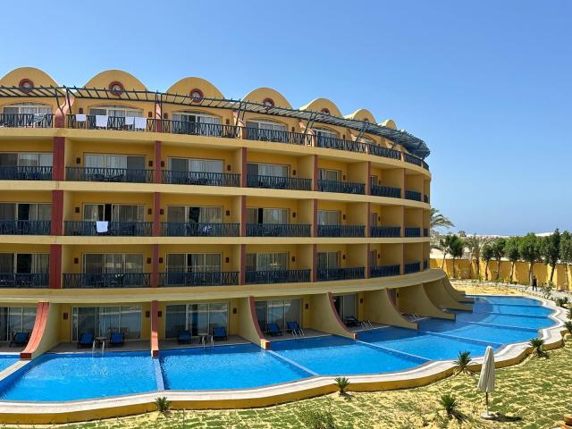 Carols Beau Rivage