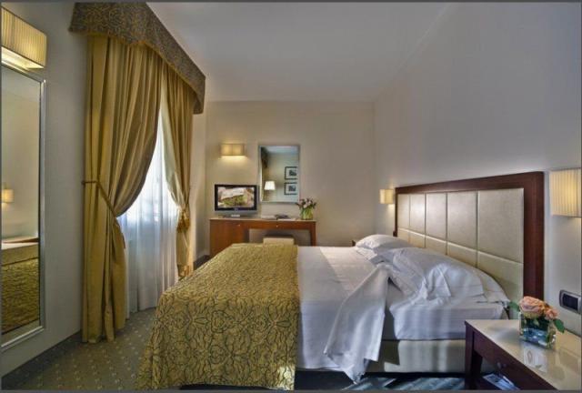 Hotel Plaza