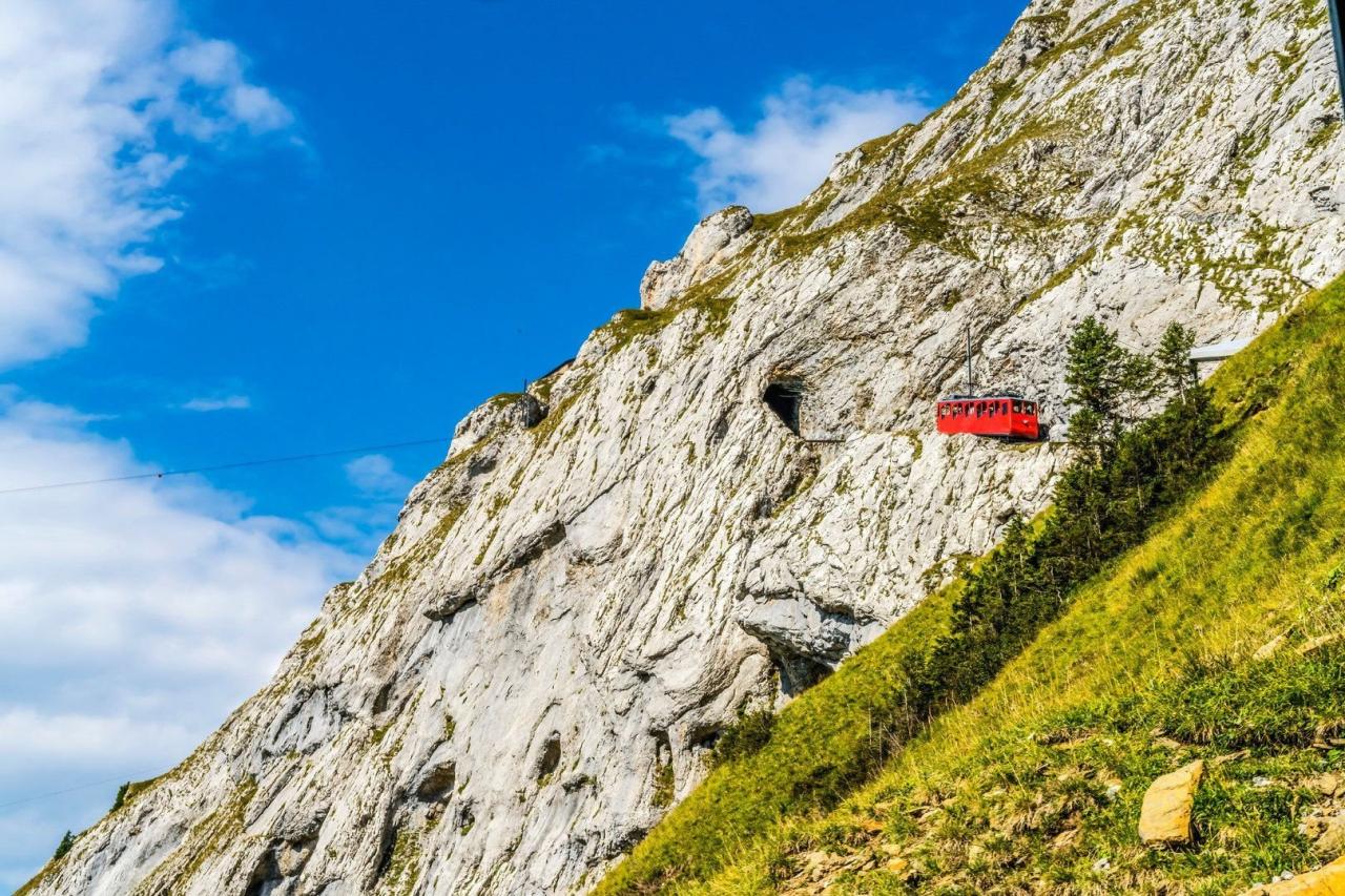 Nejkrásnější místa Švýcarska panoramatickými drahami