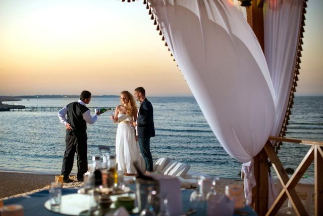 Concorde Moreen Beach Resort & Spa