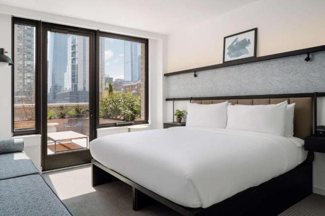 Arlo Midtown Times Square
